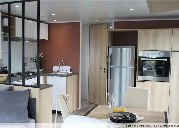 Officiel Siblu Les Viviers 캠프장